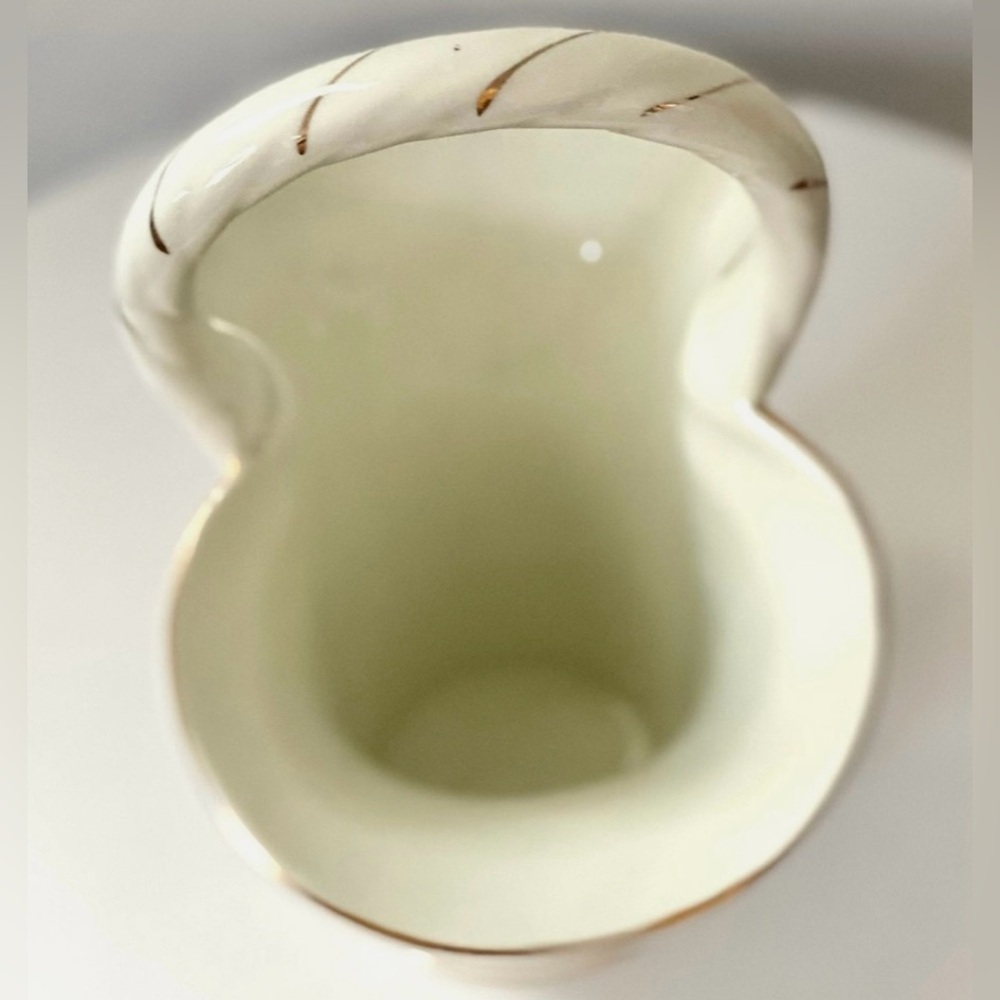 Formalities by Baum Bros Vintage Ceramic Floral Rose Basket Vase Trimmed in Gold - Picture 2 of 14